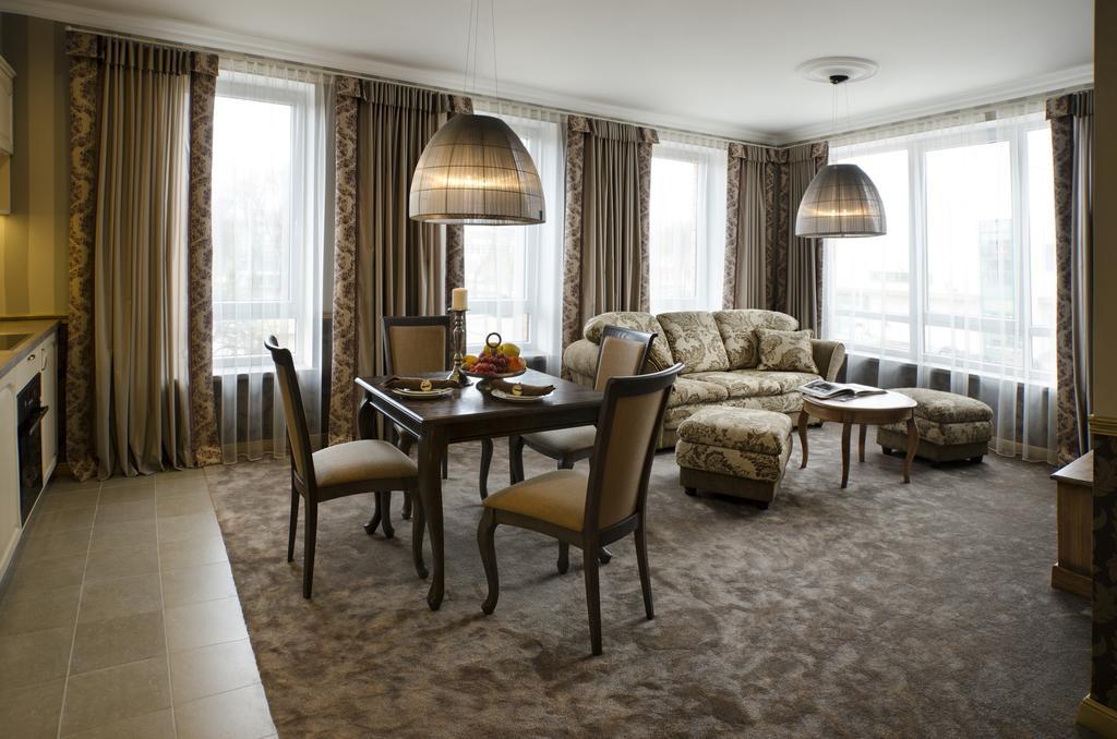 Ursula Royal Apartments Ντρουσκινινκάι Εξωτερικό φωτογραφία