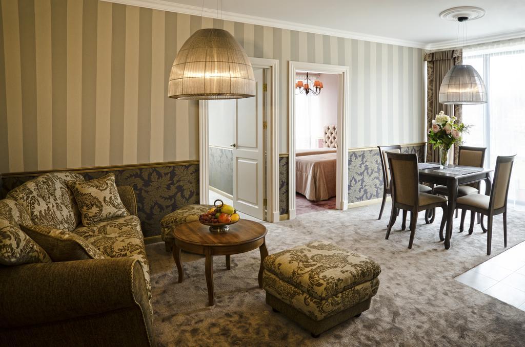 Ursula Royal Apartments Ντρουσκινινκάι Εξωτερικό φωτογραφία