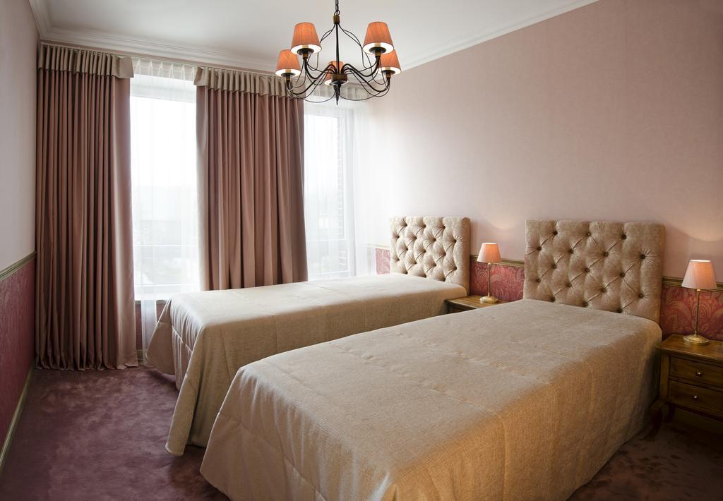 Ursula Royal Apartments Ντρουσκινινκάι Δωμάτιο φωτογραφία